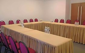The Leverage Business Hotel